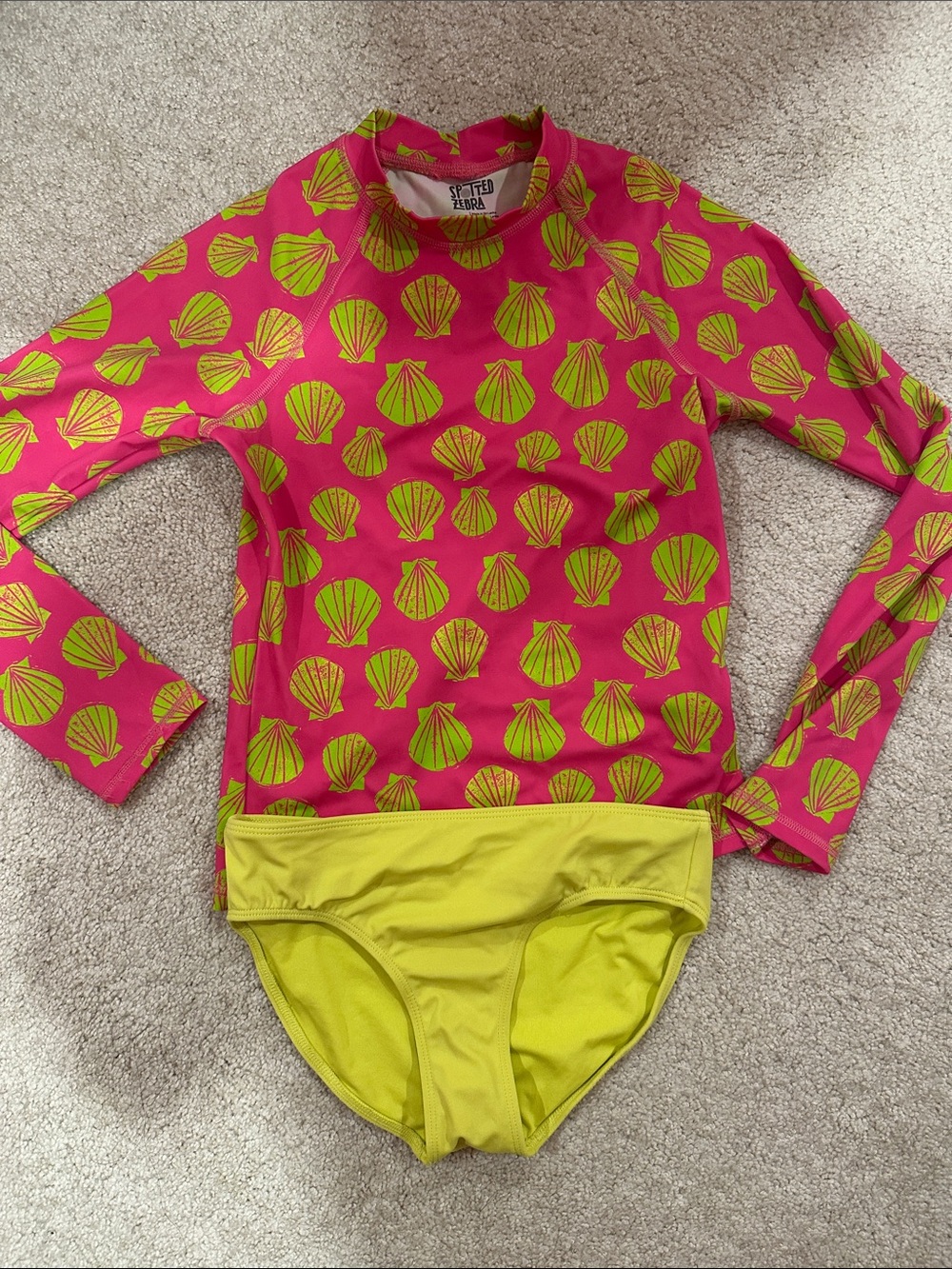 Girls' Pink & Lime Shell Print Long Sleeve Rash Guard Set (sz 8, med)
